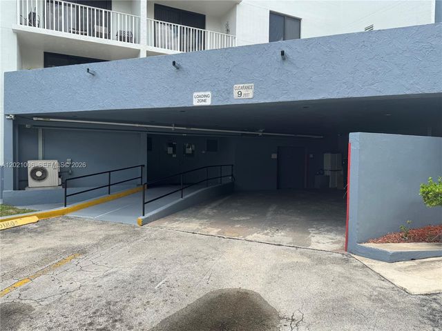 901 Hillcrest Dr 208, Hollywood, FL 33021