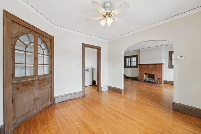 661 Surrey Avenue, Saint Paul, MN 55106