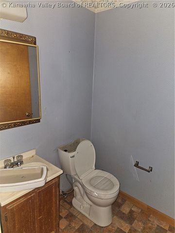 25 Apple Blossum Lane, Culloden, WV 25510