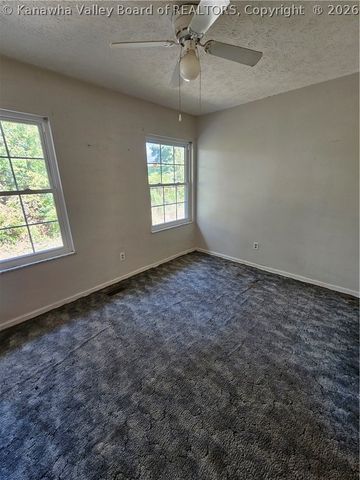 25 Apple Blossum Lane, Culloden, WV 25510