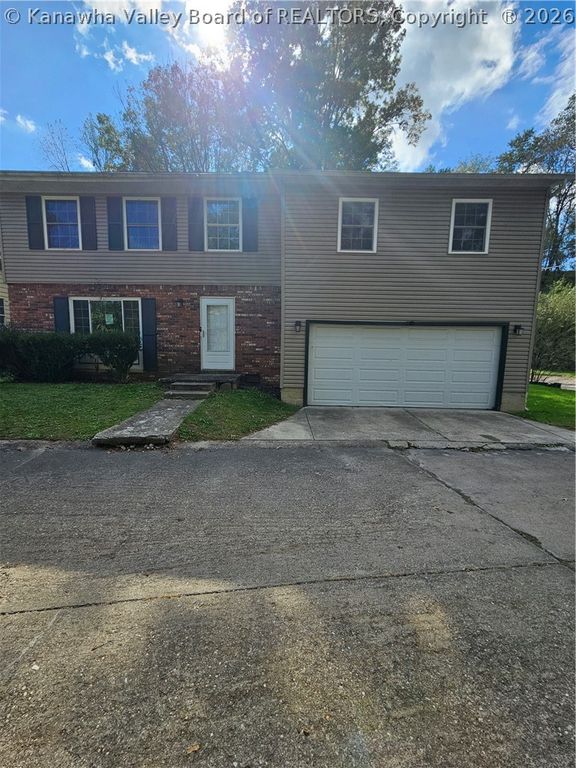 25 Apple Blossum Lane, Culloden, WV 25510