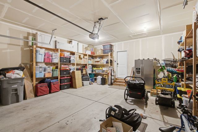 10316 S SILVER MINE RD, South Jordan, UT 84009