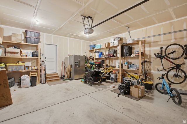 10316 S SILVER MINE RD, South Jordan, UT 84009