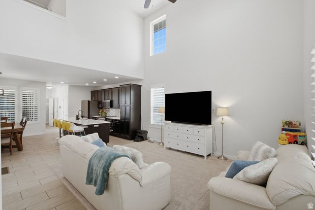 10316 S SILVER MINE RD, South Jordan, UT 84009