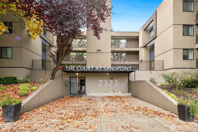 7323 Sand Point Way NE #103, Seattle, WA 98115