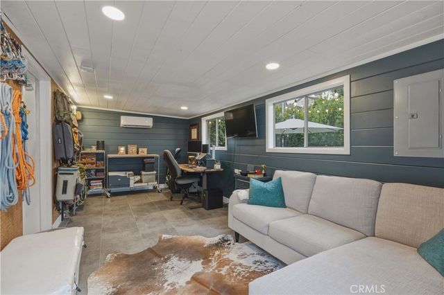 2028 Chesson Street, Duarte, CA 91010