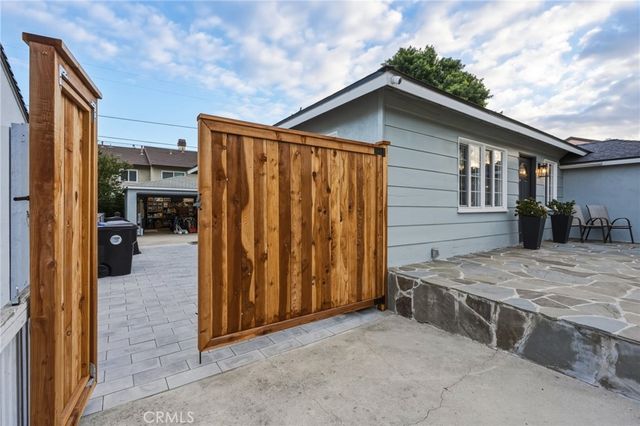 2028 Chesson Street, Duarte, CA 91010