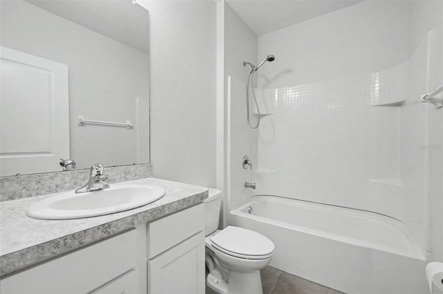 9974 HOUND CHASE DRIVE, Gibsonton, FL 33534