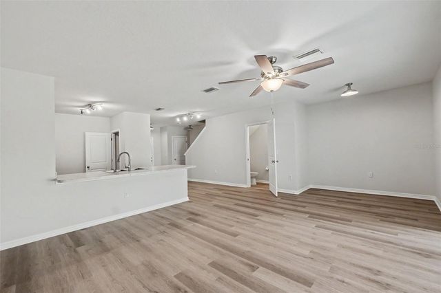 9974 HOUND CHASE DRIVE, Gibsonton, FL 33534