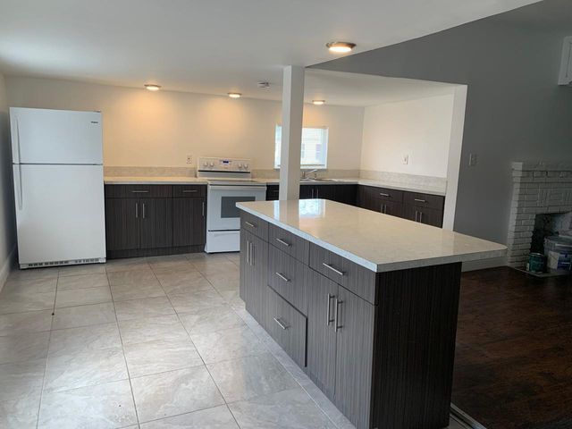 2212 Division Avenue, West Palm Beach, FL 33407