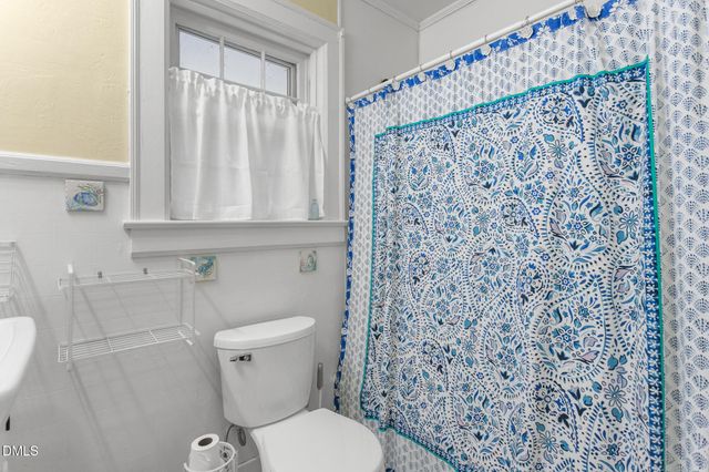 218 Rolling Road, Burlington, NC 27217