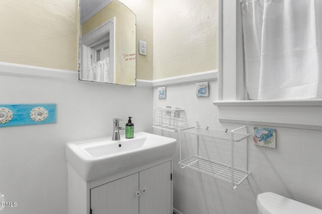 218 Rolling Road, Burlington, NC 27217