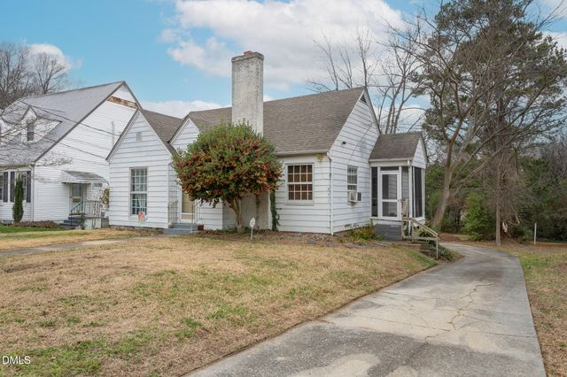 218 Rolling Road, Burlington, NC 27217