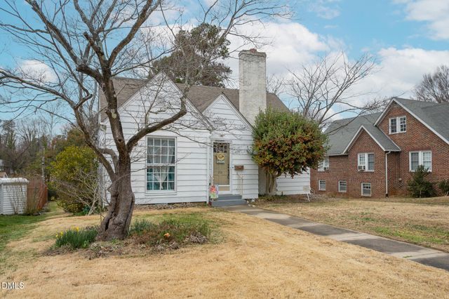 218 Rolling Road, Burlington, NC 27217