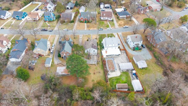 218 Rolling Road, Burlington, NC 27217