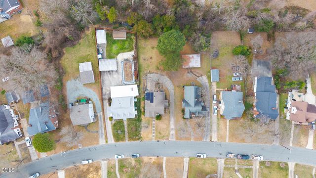 218 Rolling Road, Burlington, NC 27217