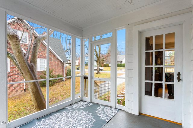 218 Rolling Road, Burlington, NC 27217