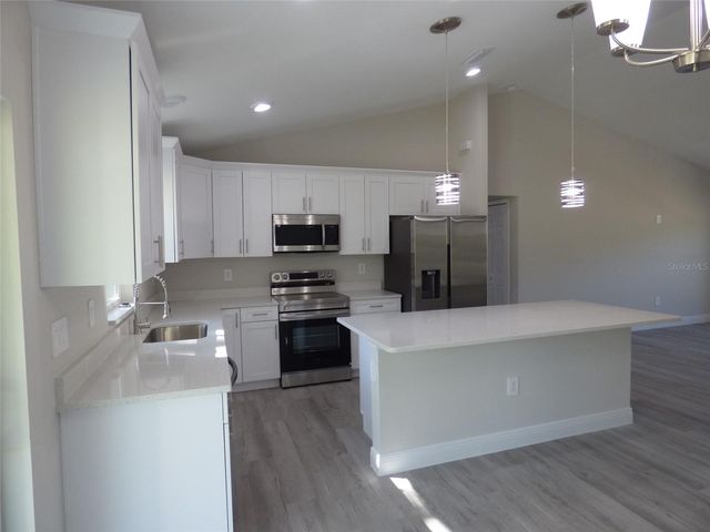 7959 N INDEPENDENCE WAY, Citrus Springs, FL 34433