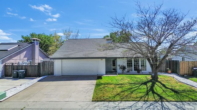 8584 Villaview Dr, Citrus Heights, CA 95621