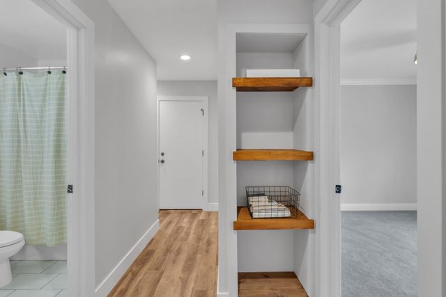 8584 Villaview Dr, Citrus Heights, CA 95621