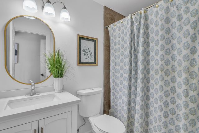 8584 Villaview Dr, Citrus Heights, CA 95621