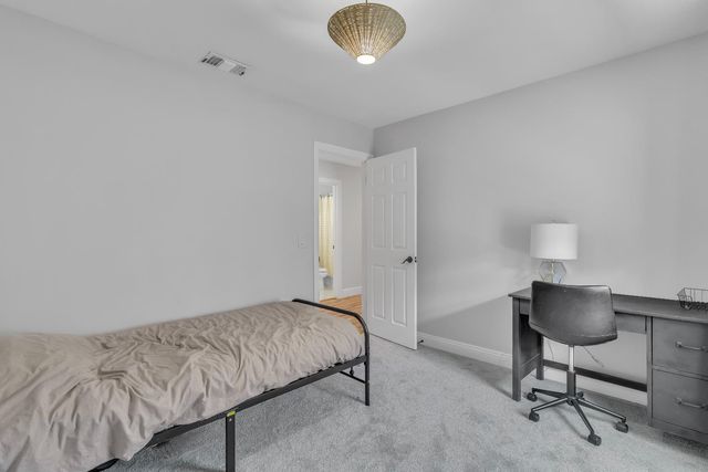 8584 Villaview Dr, Citrus Heights, CA 95621