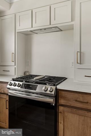 702 STATE DR, Lebanon, PA 17042