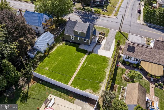 702 STATE DR, Lebanon, PA 17042