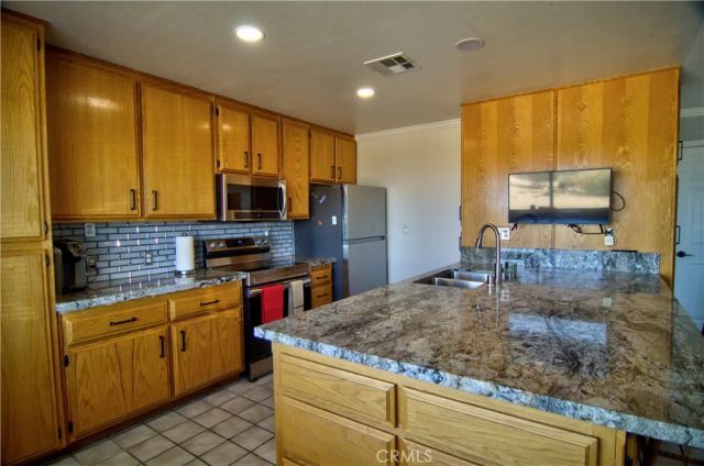 51063 Joshua Tree, Landers, CA 92285