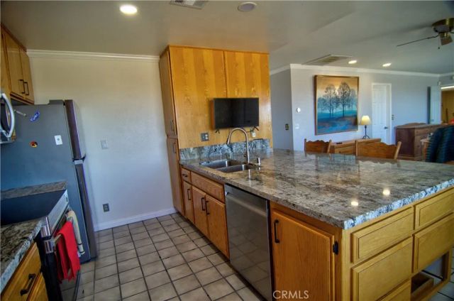 51063 Joshua Tree, Landers, CA 92285