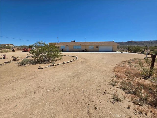 51063 Joshua Tree, Landers, CA 92285