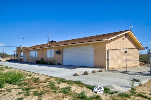 51063 Joshua Tree, Landers, CA 92285