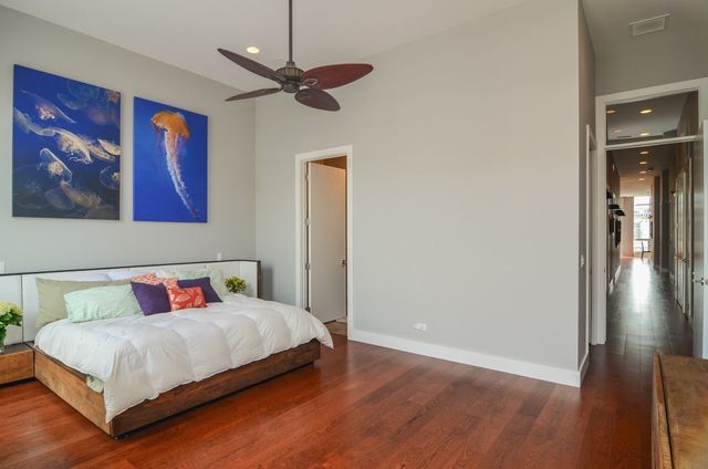 134 S Aberdeen Street 6N-R, Chicago, IL 60607