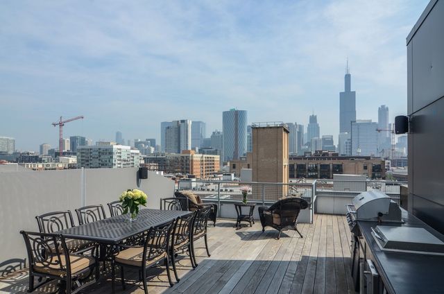 134 S Aberdeen Street 6N-R, Chicago, IL 60607