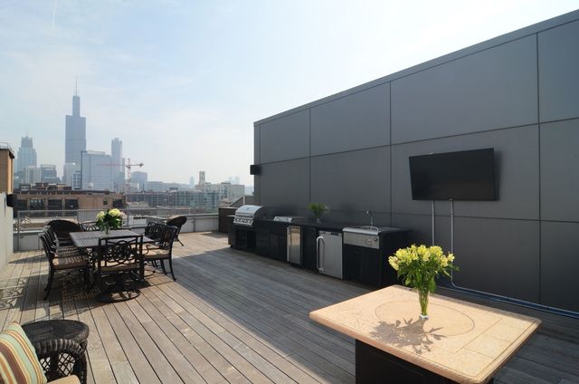 134 S Aberdeen Street 6N-R, Chicago, IL 60607