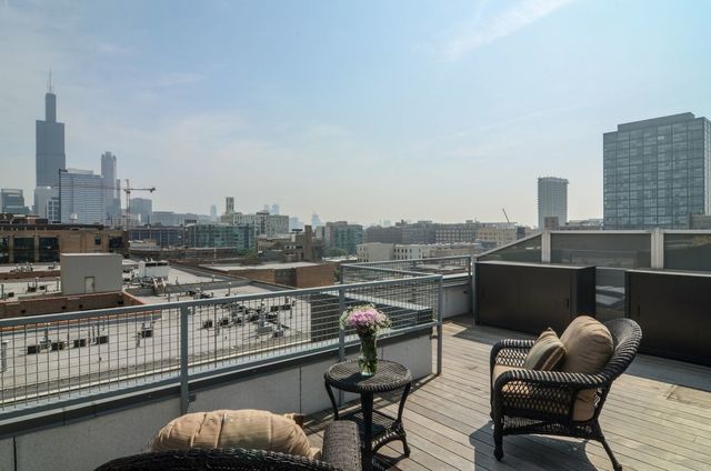 134 S Aberdeen Street 6N-R, Chicago, IL 60607