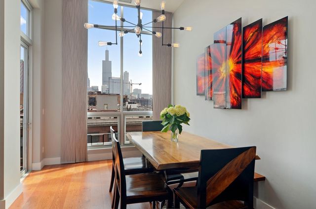 134 S Aberdeen Street 6N-R, Chicago, IL 60607