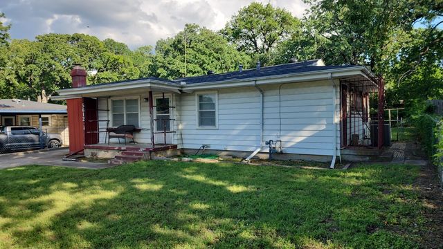 5612 Wainwright Drive, Fort Worth, TX 76112