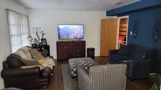 5612 Wainwright Drive, Fort Worth, TX 76112