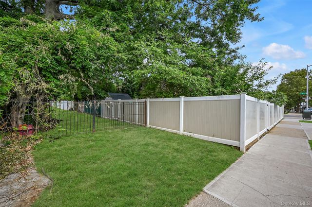 147-03 71st Avenue 55B, Kew Garden Hills, NY 11367