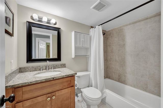 100 Forest Lakes BLVD 110, Naples, FL 34105
