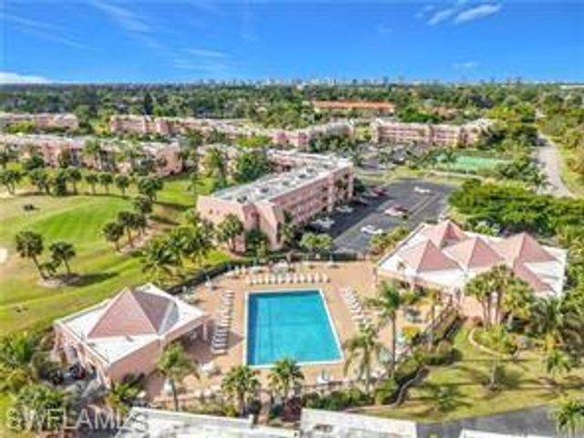 100 Forest Lakes BLVD 110, Naples, FL 34105