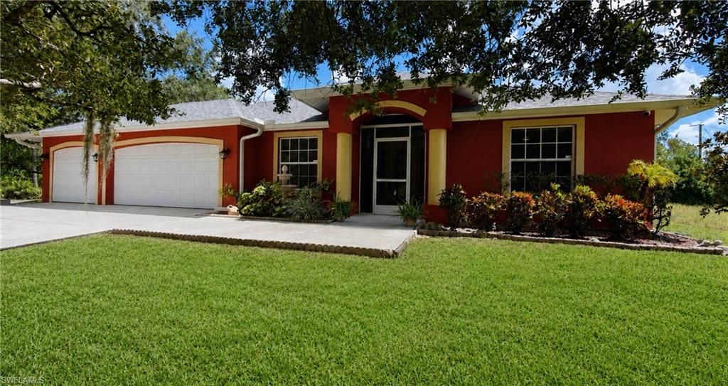 2004 Abbott AVE, ALVA, FL 33920 — photo 3
