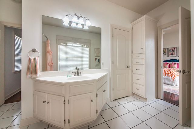 17 Prestwick Court, Cabot, AR 72023