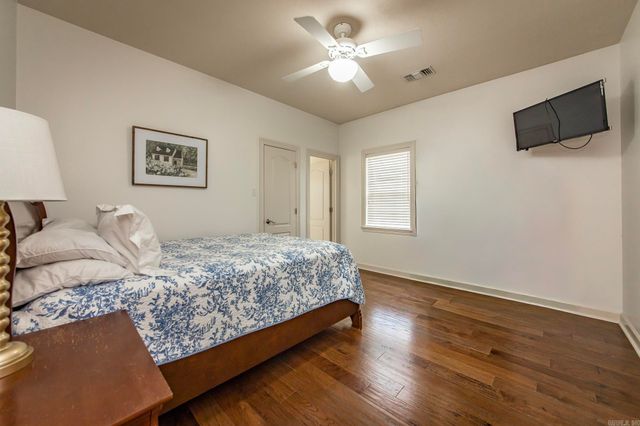 17 Prestwick Court, Cabot, AR 72023