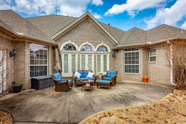 17 Prestwick Court, Cabot, AR 72023