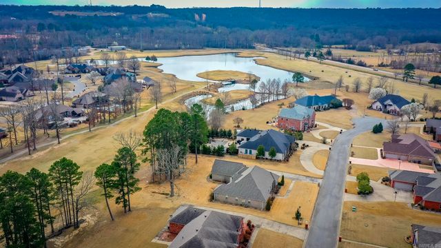 17 Prestwick Court, Cabot, AR 72023
