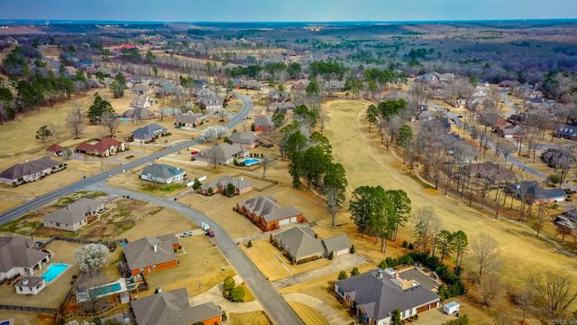 17 Prestwick Court, Cabot, AR 72023