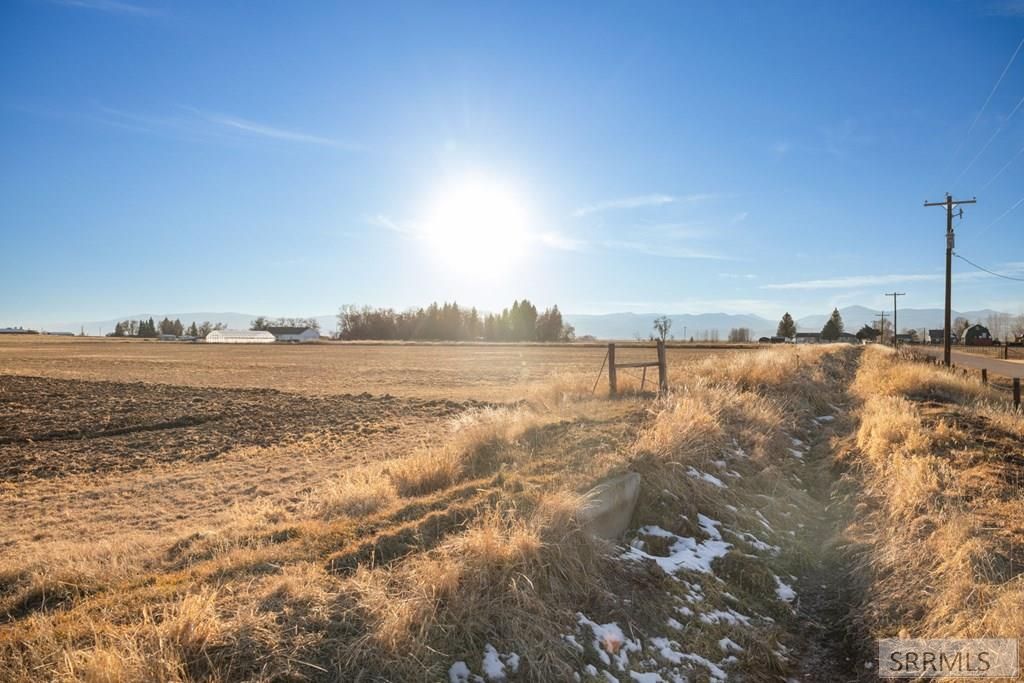 Image 12 of property listing at TBD Patriot Lane, Dingle, ID 83233