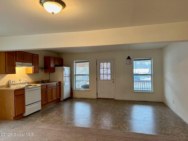 50-52 Gates Avenue, Victory, NY 12884